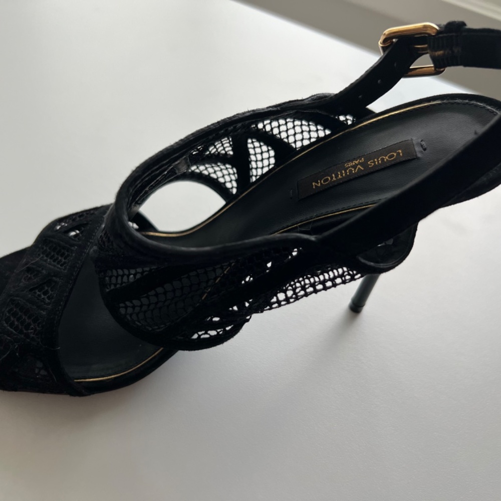 Sandals - Picture 7 of 7